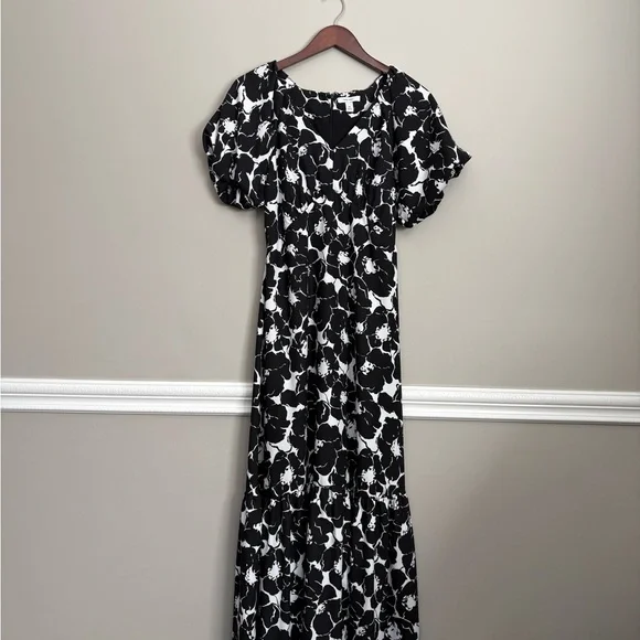 Black & White Floral Maxi Dress V-Neck Bubble Sleeve Ruffle Hem | XS | Nine West - Picture 2 of 4